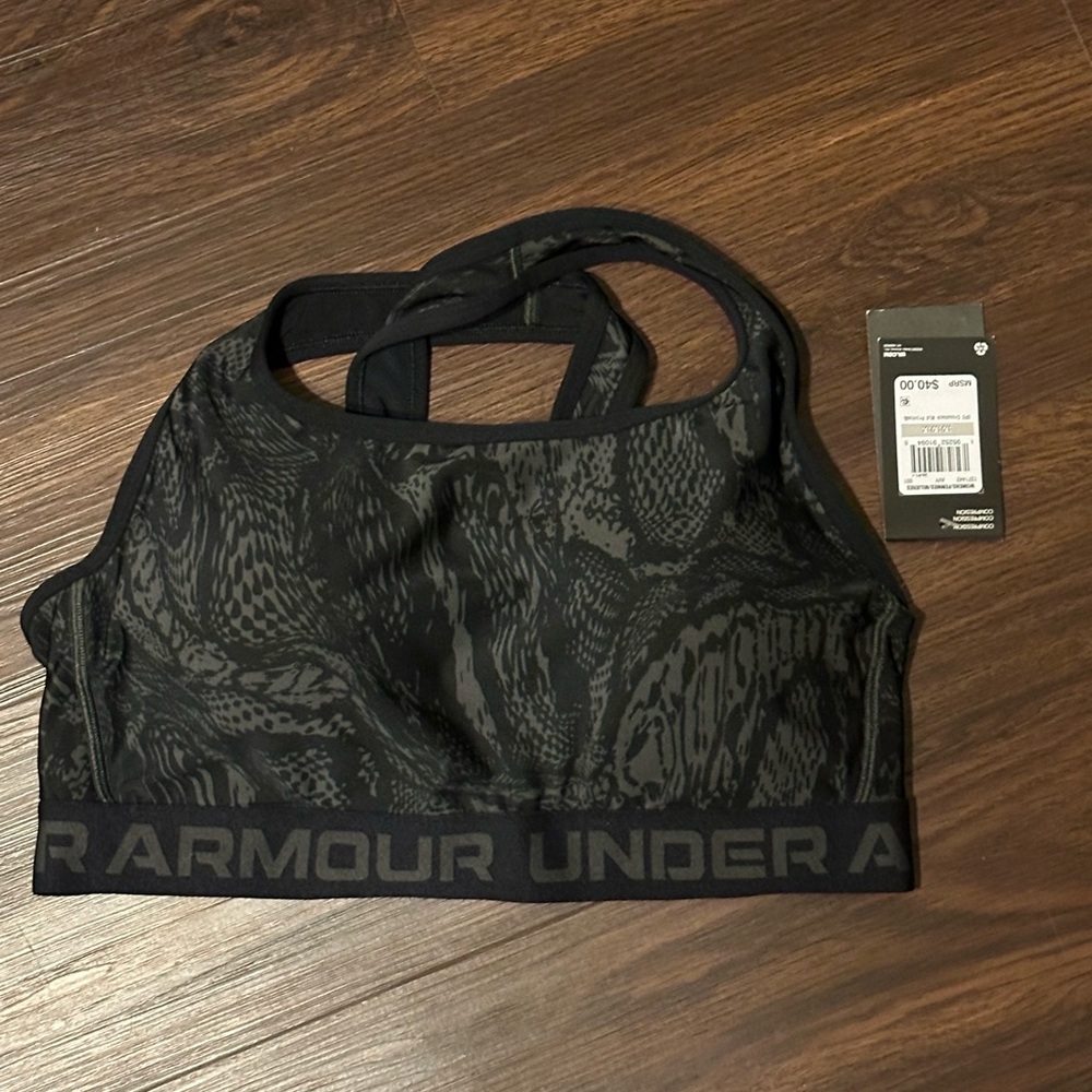 NWT under armour sports bra